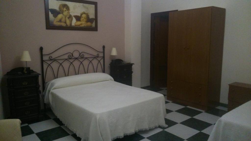 Hostal El Camionero Burguillos Del Cerro 客房 照片