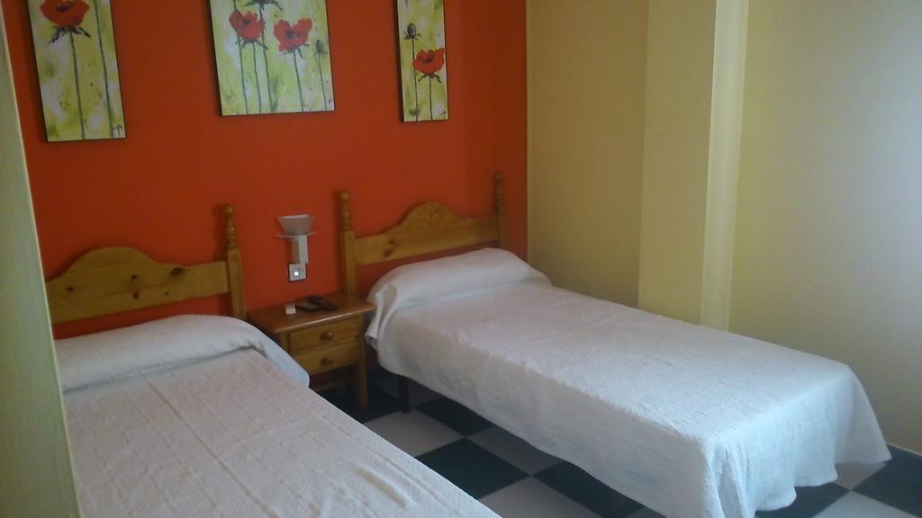 Hostal El Camionero Burguillos Del Cerro 客房 照片